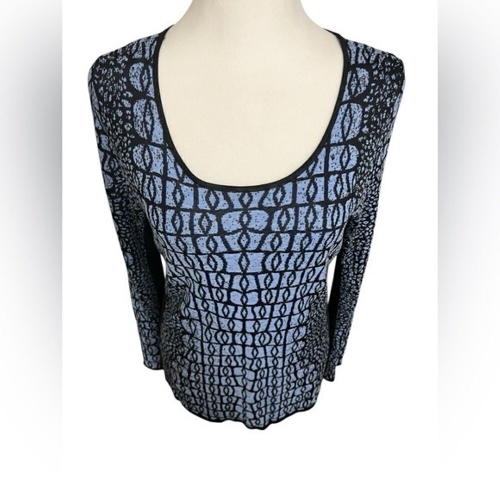 NIC+ZOE medium blue and black geometric sweater crew neck long sleeve